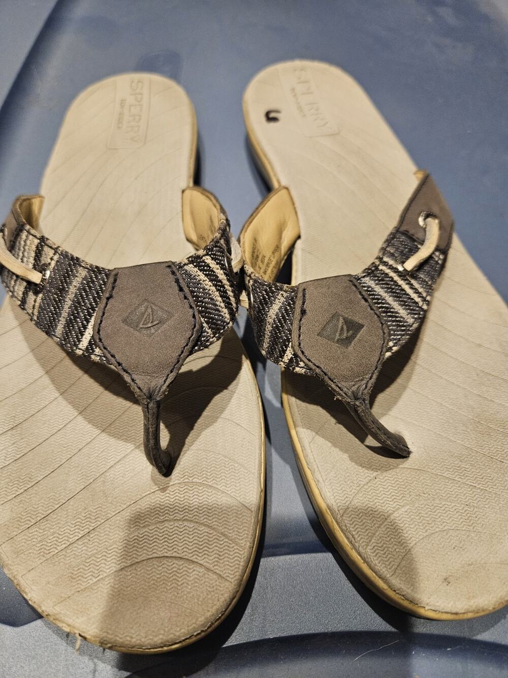 Sperry Topsiders Seafish Women's Thong Sandals-Size 6M. Good Condition! Comfy